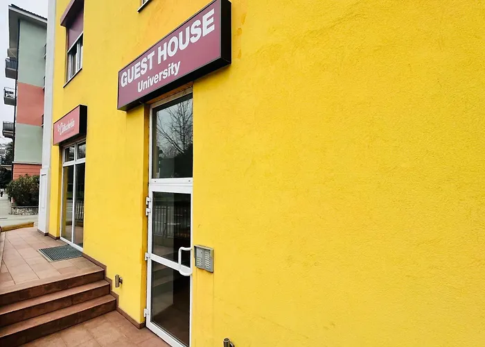 Guesthouse University By Lr - Self Check In Lugano